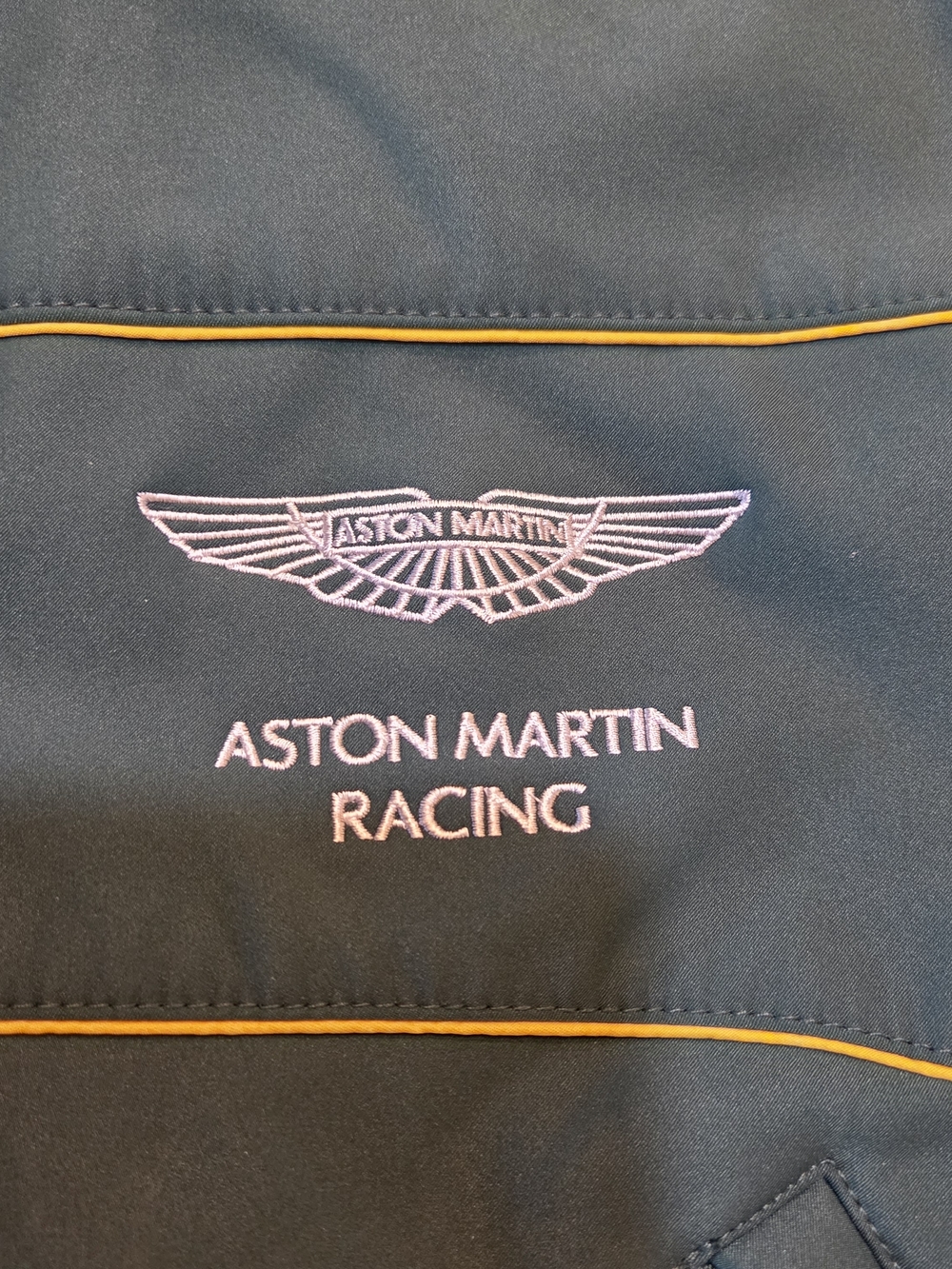 Vintage Aston Martin Racing Coat Men's M collectable, fandom, luxury racing - Picture 2 of 12